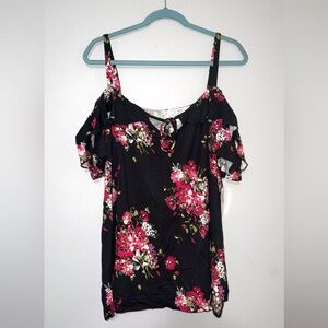 NWT Torrid Cold Shoulder Floral Blouse